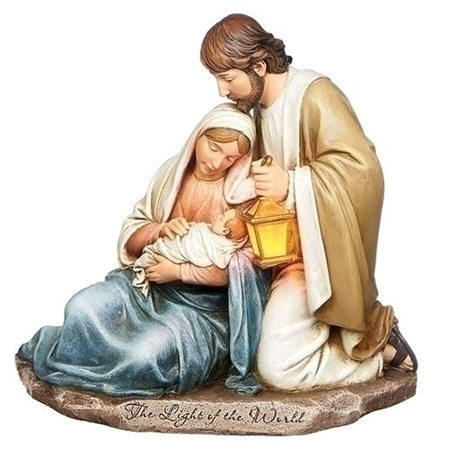 7.25"HOLY FAMILY W/LIT LANTERN VERSE: THE LIGHT OF THE WORLD